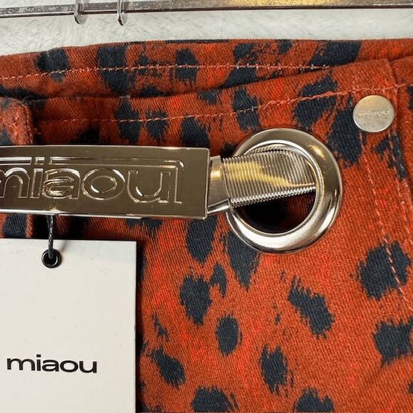 NEW! MAIOU The Tommy Pant in Red Leopard Print with Silver Belt Size 27 - Picture 6 of 15